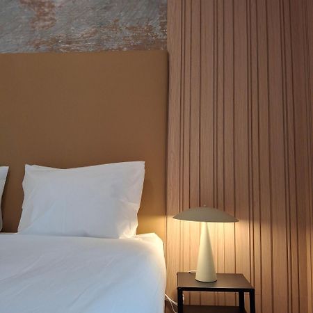 Brand New Hostel Anjos Lisbon Exterior photo