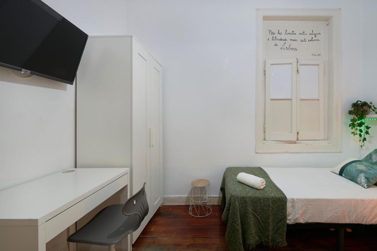 Brand New Hostel Anjos Lisbon Exterior photo